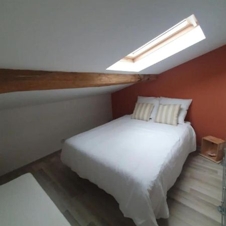 Chambre Chez L'Habitant Avec Petit Dejeuner A 5 Mins Du Futuroscope Chasseneuil-du-Poitou Exteriör bild